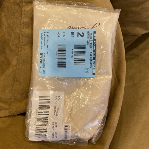 ** sold out ** Brand New J. CREW Cluster Drop Stone Necklace (NWT) - Picture 9 of 10